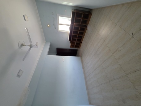 Mahooz, Apartments, Flats, Houses & Villas, BHD 160/month,  2 BR,  Parking -Very Neet UN Furnished 2 BHK Flat Without Ewa@160/BD In Mahooz