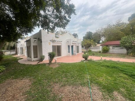 Saar, Villas, BHD 700,  3 Bedroom Semi-Furnished Villa For Rent | Private Garden
