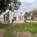 BHD 700,  3 Bedroom Semi-Furnished Villa For Rent | Private Garden