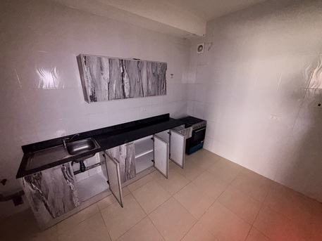 Adliya, Apartments, Flats, Houses & Villas, BHD 220/year,  2 BR,  Amazing Semi Furnished 2 Bedroom Apartment Available