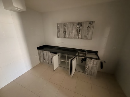 Adliya, Apartments, Flats, Houses & Villas, BHD 280/year,  2 BR,  Amazing Semi Furnished 2 Bedroom Apartment Available