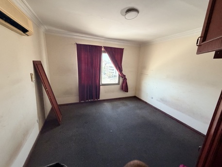 Adliya, Apartments, Flats, Houses & Villas, BHD 350/year,  3 BR,  Amazing Semi Furnished 3 Bedroom Apartment Available