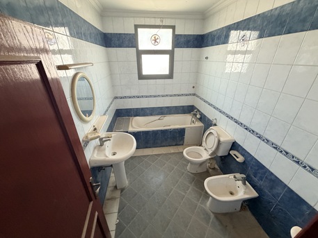 Adliya, Apartments, Flats, Houses & Villas, BHD 351/year,  3 BR,  Amazing Semi Furnished 3 Bedroom Apartment Available