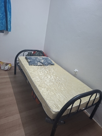 Busaiteen, Bedspace For Rent, BHD 35/month,  Bedspace Bd 35 Only For Indians