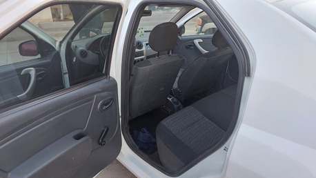 Riyadh, Vehicles, Cars & Trucks , SAR 6500,  Renault Logan,  2013,  Manual,  000 KM,  -  - White -6500 SAR