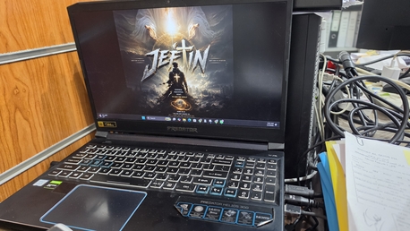Al Adama, Computers, SAR 2000,  Acer Predator Helios 300