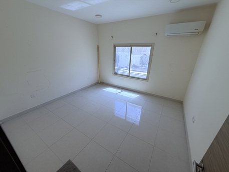 Adliya, Apartments, Flats, Houses & Villas, BHD 240/year,  Furnished,  2 BR,  Amazing Semi Furnished 2 Bedroom Apartment Available