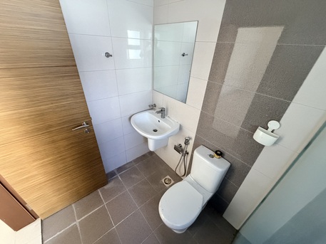 Adliya, Apartments, Flats, Houses & Villas, BHD 240/year,  Furnished,  2 BR,  Amazing Semi Furnished 2 Bedroom Apartment Available