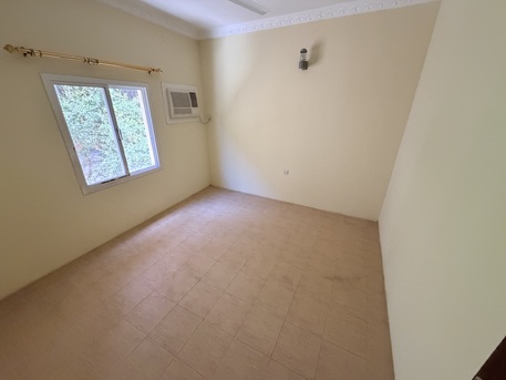 Adliya, Apartments, Flats, Houses & Villas, BHD 240/year,  2 BR,  Amazing Semi Furnished 2 Bedroom Apartment Available