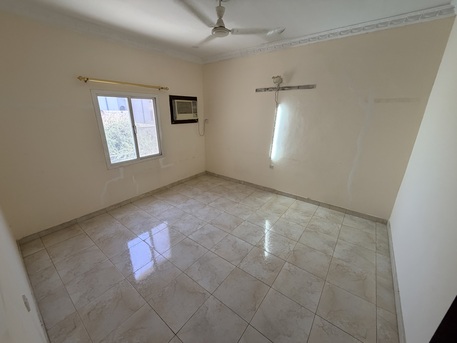 Adliya, Apartments, Flats, Houses & Villas, BHD 200/year,  2 BR,  Amazing Semi Furnished 2 Bedroom Apartment Available