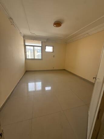 Al Sharafeyah, Apartments, Flats, Houses & Villas, SAR 35000/year,  5 BR,  220 Sq. Meter,  Family Apartment For Rent In Iskan Al Sharafeyah - Jeddah
