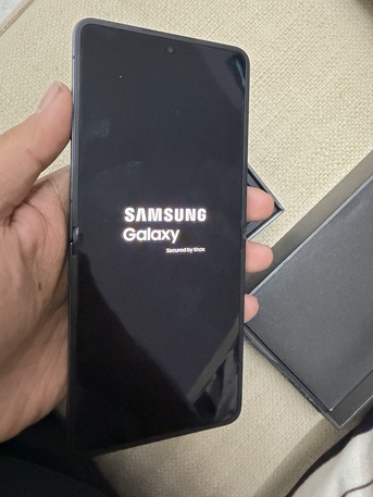 Riyadh, Mobile Phones, SAR 2700,  Samsung Z Flip 7 Only Used 2 Months Brand New Phone