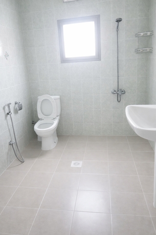 Salmaniya, Apartments, Flats, Houses & Villas, BHD 150/month,  2 BR,  For Rent Flat In Al Musalla Area With  Without Electricity