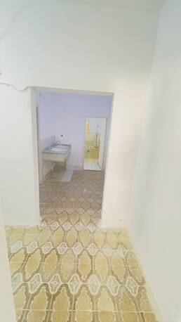 Al Malaz, Apartments, Flats, Houses & Villas, SAR 24000/year,  1 BR,  100 Sq. Meter,  Available Now: A One-bedroom Villa Portion Located In Al Malaz. 0562810402
