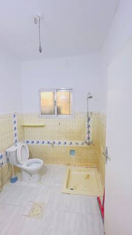 Al Malaz, Apartments, Flats, Houses & Villas, SAR 24000/year,  1 BR,  100 Sq. Meter,  Available Now: A One-bedroom Villa Portion Located In Al Malaz. 0562810402