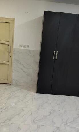 Budaiya, Rooms for Rent, BHD 100/month,  Room Available For Rent Including EWA (Semi Furnished)