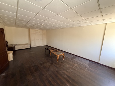 Adliya, Apartments, Flats, Houses & Villas, BHD 200/year,  1 BR,  Amazing Semi Furnished 2 Bedroom Apartment Available