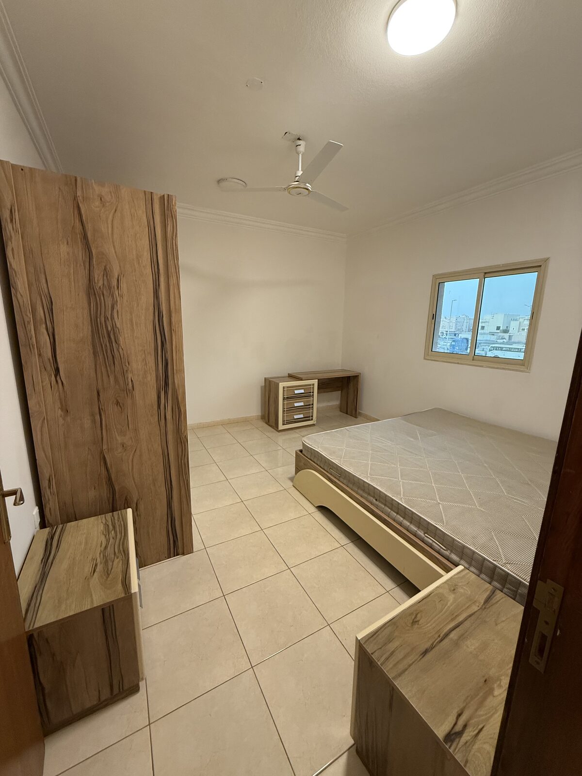 Jubail, Rooms for Rent, SAR 1300/month,  Furnished,  Room For Rent &ndash; Fully Furnished | Separate Entrance & Private Bathroom | Jubail