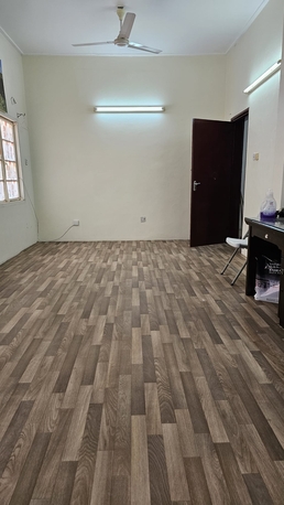 Manama, Rooms for Rent, BHD 100/year,  1BHK ROOM FOR RENT. NEAR TOYOTA OFFICE MANAMA. (POLICE FORT)