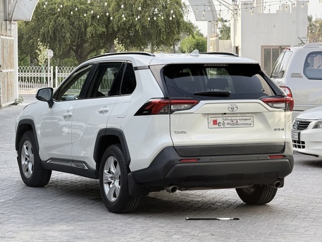 Manama, Vehicles, Cars & Trucks , BHD 8240,  Toyota RAV4,  2021,  Automatic,  107000 KM,    MODEL WITH SINGLE OWNER AND ZERO ACCIDRENT CAR