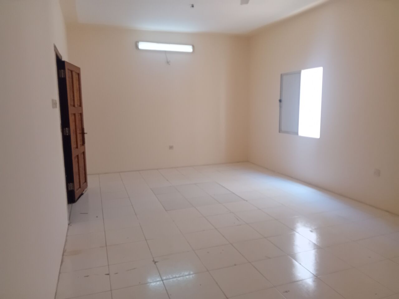 Adliya, Apartments, Flats, Houses & Villas, 4 BR,  Adliya, 4 Bed Room For Staff Flat For Rent Inclusive