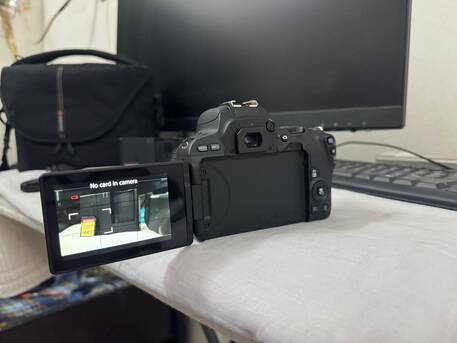 Khobar, Electronics, SAR 1300,  Canon EOS 200D DSLR Camera + 18-55mm Lens + Full Kit - Khobar