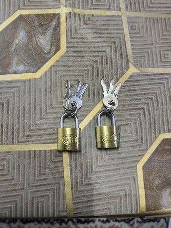 Hara, Collectibles, SAR 10,  Small Padlocks