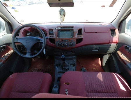 Jeddah, Travel, TOYOTA HILUX 2015 PETROL