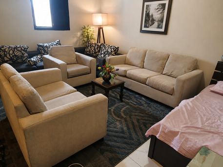 Jeddah, Furniture, SAR 220,  6 Seat Sofas With Free Center Table