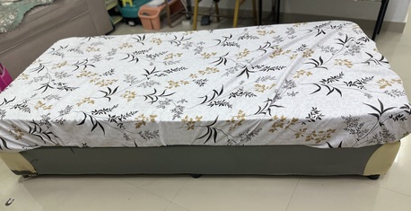 Al Jubail Al Balad, Furniture, SAR 200,  Single Bed For Sale &ndash; Good Condition
