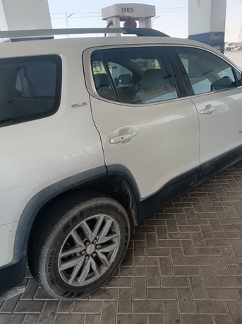 Jeddah, Vehicles, Cars & Trucks , SAR 34500,  Gmc Acadia,  2017,  Automatic,  300000 KM,    Model For Sale
