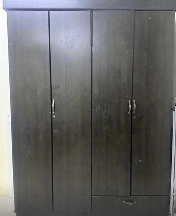 Dammam, Furniture, SAR 700,  Double Bed With Mattress & 4 Door Almarah