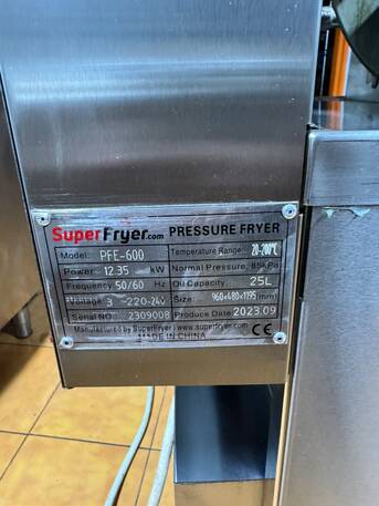 Olaya, Appliances, SAR 8000,  Broasted Machine Pressure Fryer 25Lماكينة بروستد