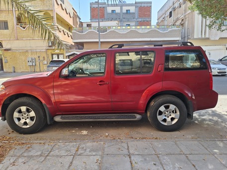 Khobar, Vehicles, Cars & Trucks , SAR 22000,  Nissan Pathfinder,  2008,  Automatic,  278000 KM,  7 Seater, 6 Cylinder