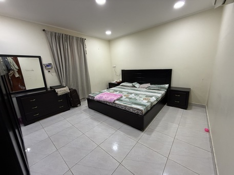 Hofuf, Furniture, Furniture With And Without Flat
