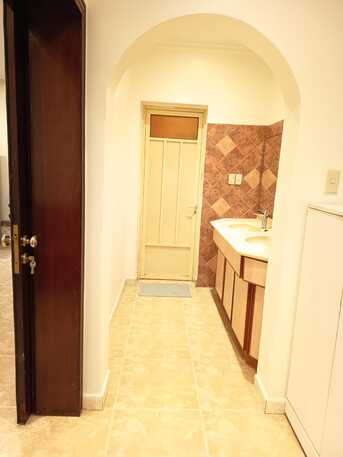 Khobar, Villas, SAR 1250,  Furnished,  Sharing Apartment For Single Rooms And Bedspace Available For Working Professionals.