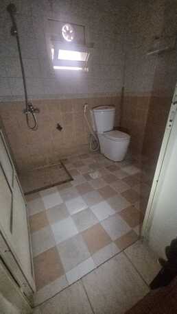 Salmaniya, Apartments, Flats, Houses & Villas, BHD 200/month,  3 BR,  3 Bedroom Unfurnished Flat For Rent Without Ewa