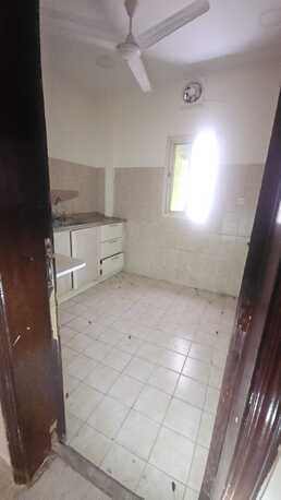 Salmaniya, Apartments, Flats, Houses & Villas, BHD 200/month,  3 BR,  3 Bedroom Unfurnished Flat For Rent Without Ewa