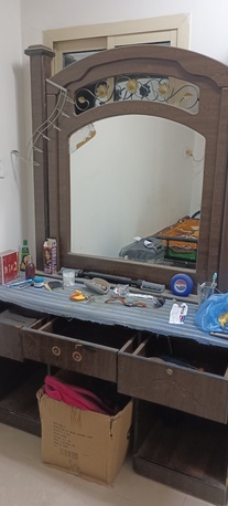 Al Khobar Al Shamalia, Furniture, SAR 75,  Dressing Table For Sale