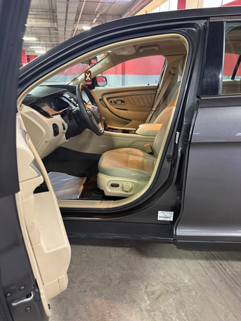 Riyadh, Vehicles, Cars & Trucks , SAR 31000,  Ford Taurus,  2015,  Automatic,  380000 KM,  For Sale