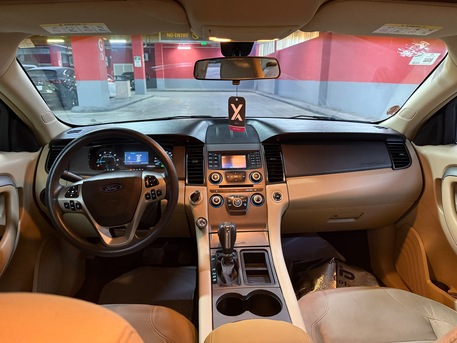 Riyadh, Vehicles, Cars & Trucks , SAR 31000,  Ford Taurus,  2015,  Automatic,  380000 KM,  For Sale