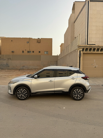 Riyadh, Vehicles, Cars & Trucks , SAR 45000,  Nissan Kicks,  2023,  Automatic,  26000 KM,  Nisan Kicks  Full Opthin