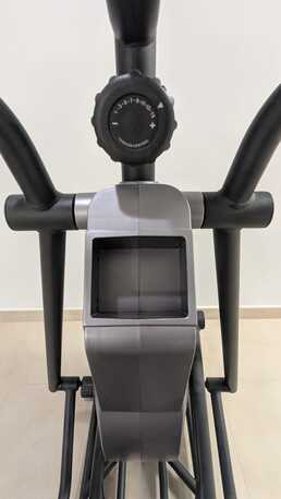 Dhahran, Sporting Goods, SAR 1000,  Elliptical Machine