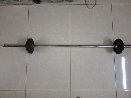 Salmaniya, Health & Beauty Items, BHD 1,  Barbell With Rod 5+2.5 Kg ×2