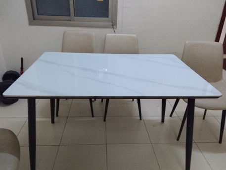 Thuqbah, Furniture, SAR 1,  Dining Table With 4 Chairs