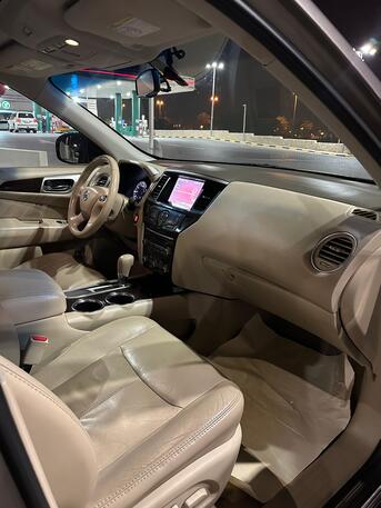 Riffa, Vehicles, Cars & Trucks , BHD 2650,  NISSAN PATHFINDER 3.5 FULL OPTION PANORAMA,  2014,  Automatic,  132000 KM,  NEAT AND CLEAN CAR