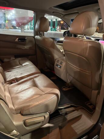 Riffa, Vehicles, Cars & Trucks , BHD 2650,  NISSAN PATHFINDER 3.5 FULL OPTION PANORAMA,  2014,  Automatic,  132000 KM,  NEAT AND CLEAN CAR