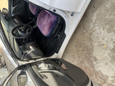 Jeddah, Vehicles, Cars & Trucks , SAR 13000,  Hyundai Elantra,  2014,  Manual,  400000 KM,  Old Is Gold- Elantra