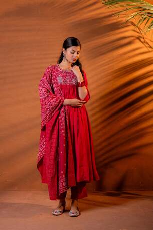 Jaipur, Clothing & Accessories, INR 1,  Shop Trending Wedding Wear For Women Online In India