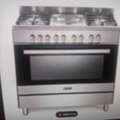 4 GAS BURNER OVEN WITH 2 HOT PLATES AND CARPET FOR SALE